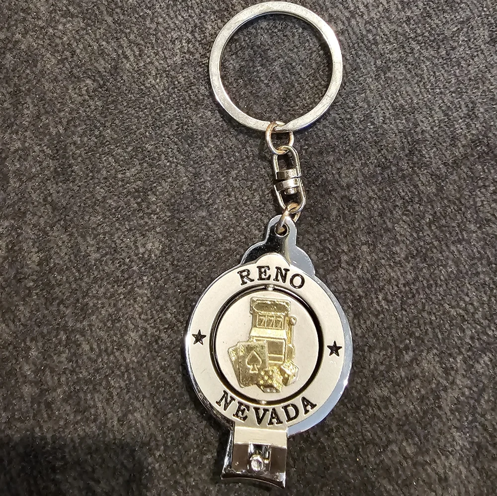 Keychain Reno Nevada Fingernail Clippers EUC